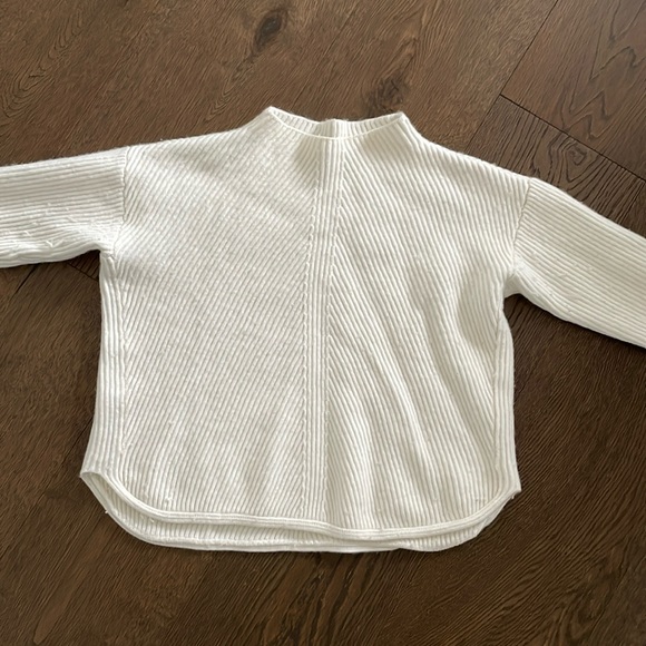 Babaton Cropped Sweater - Picture 1 of 4
